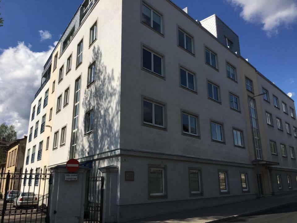 Superior Apartment Near The City Center Tartu Buitenkant foto
