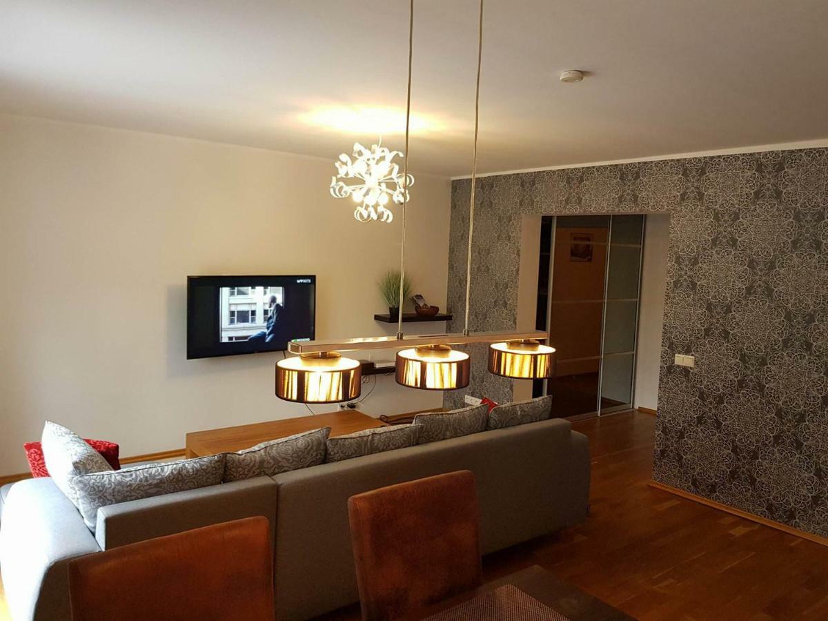 Superior Apartment Near The City Center Tartu Buitenkant foto